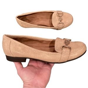 Naturalizer 8 Loafers Women’s Goldtone Hardware Comfort Shoes Reptile Embossed